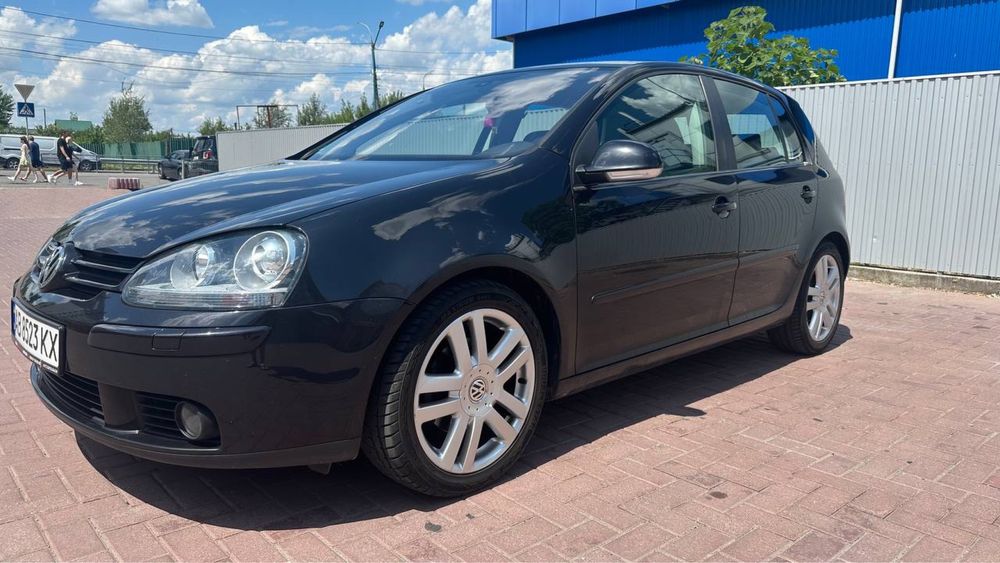 Продам Volkswagen Golf 5
