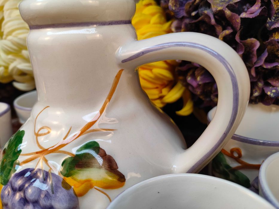 Ręcznie malowany dzbanek z kubeczkami - Liście i kiście winogron