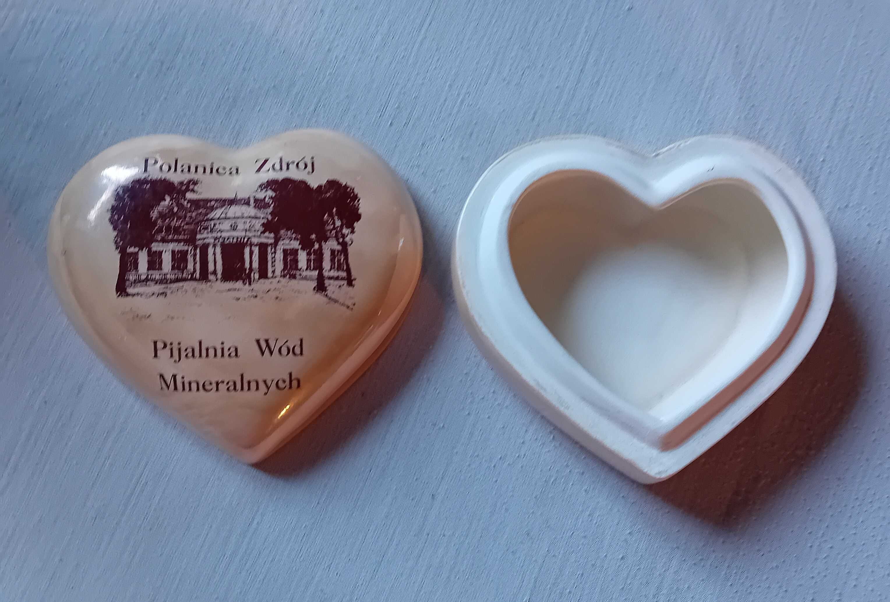 Porcelanowe puzderko w formie serca - Polanica Zdrój.