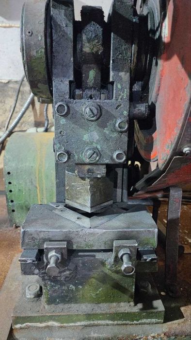 Углорез по металу