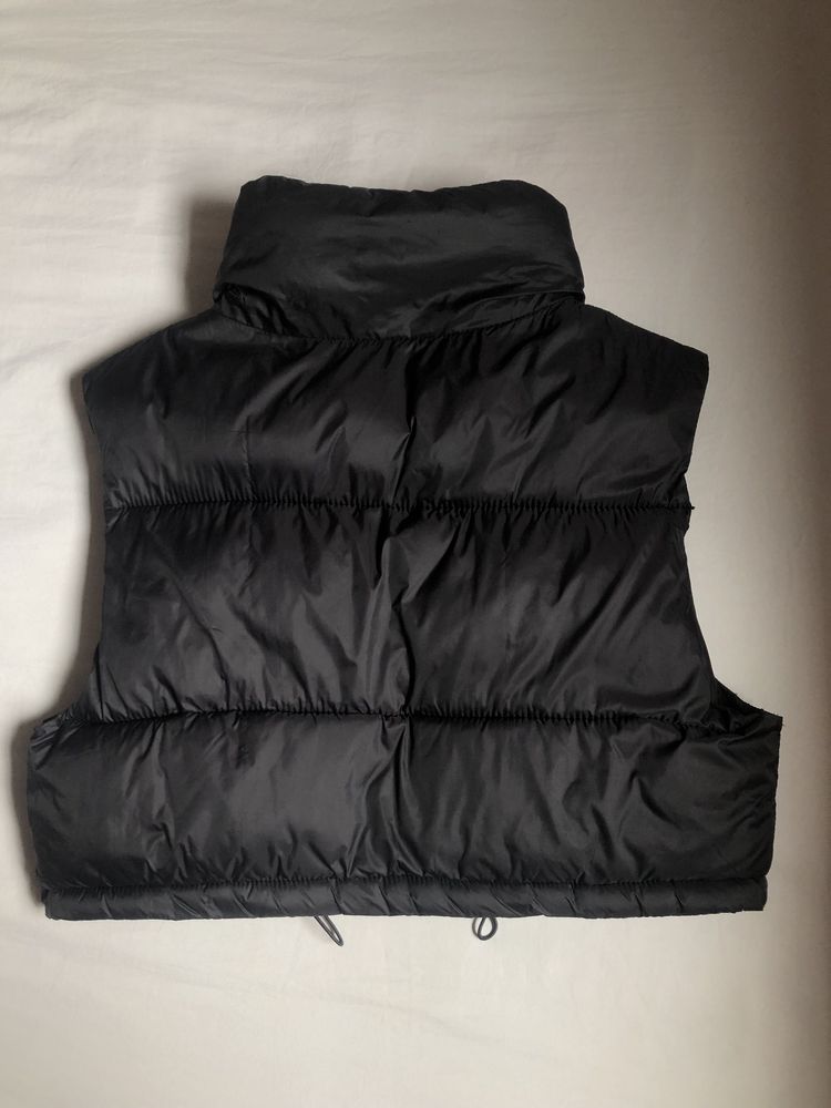 Colete preto Sradivarius
