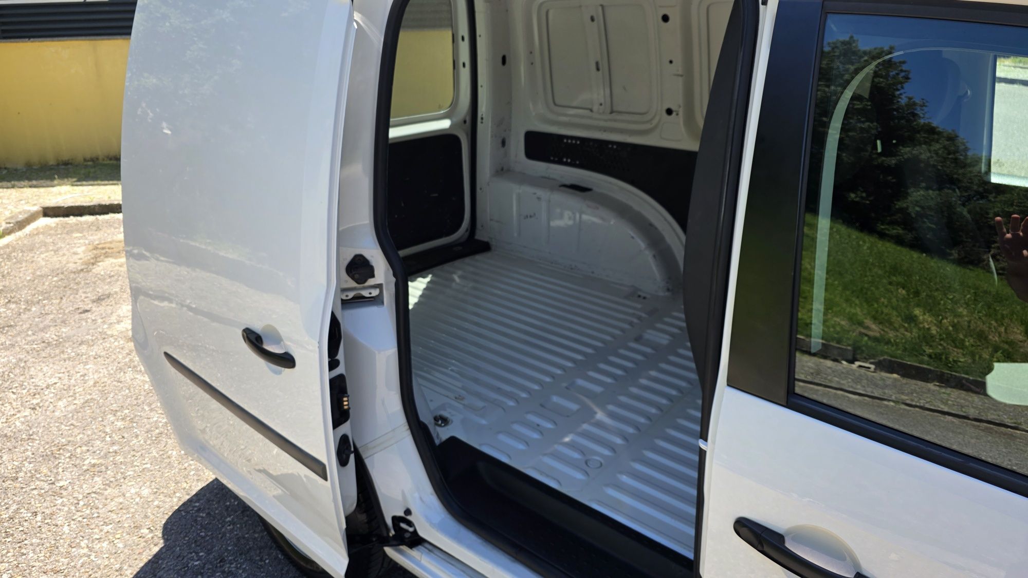 VW Caddy 2.0TDi 2016 NACIONAL