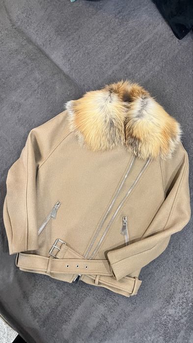 Продам куртку з пальтовой тканини