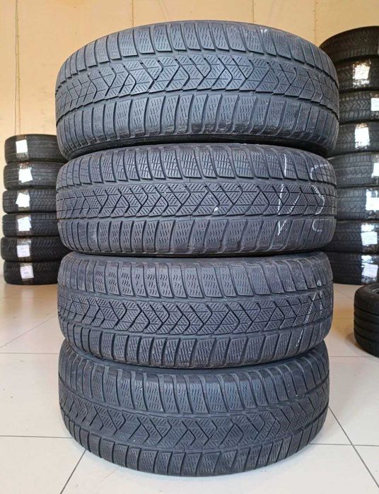 Комплект шин б/у 225/60R18 104H Pirelli Sottozero 3