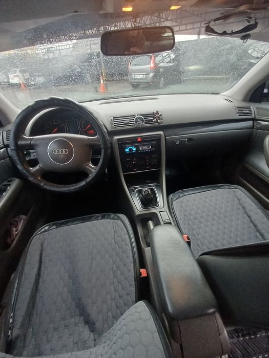 Ауді а4 б6,2002 року,2.0 газ бензин.