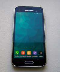 Samsung Galaxy S5 і Bravis A506