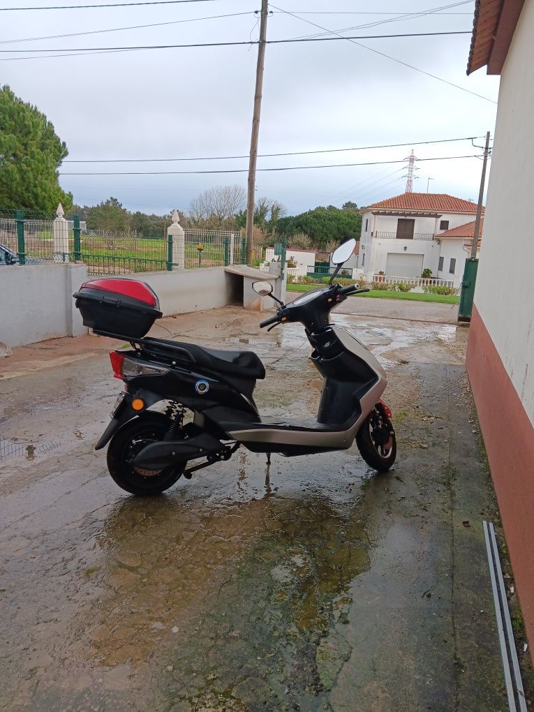 Mota eléctrica nova