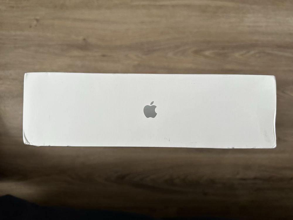 *ZAPLOMBOWANY* Macbook Pro M4 16gb ram 512gb ssd