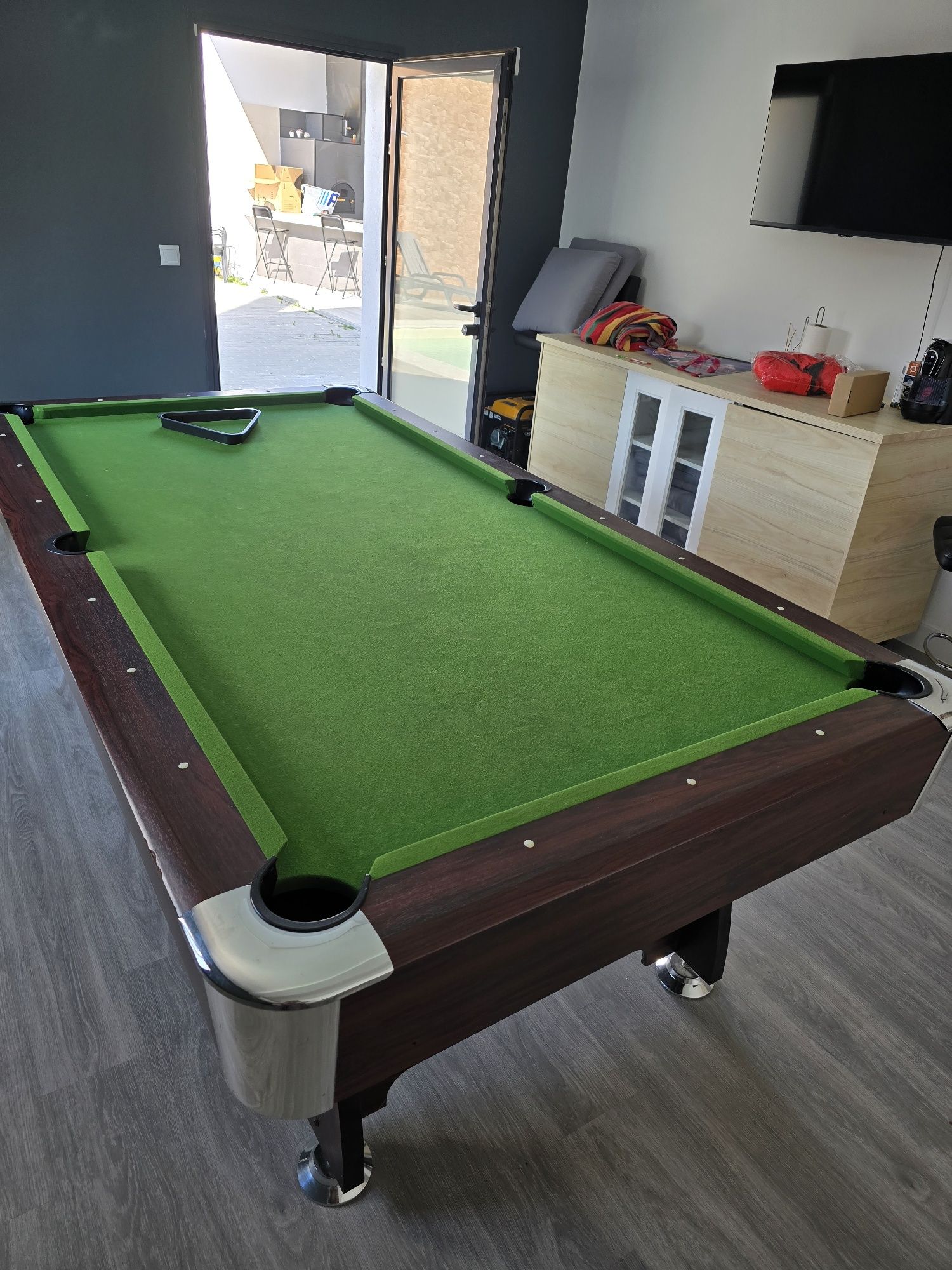Mesa snooker 2.45m x 1.33m