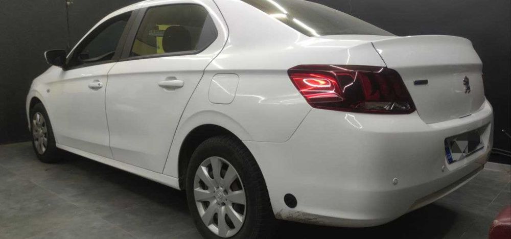 Аренда авто Пежо 301 гбо