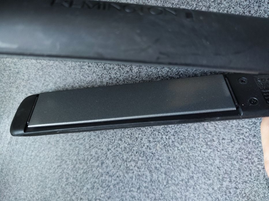 Prostownica Remington S3700 Jonizacja