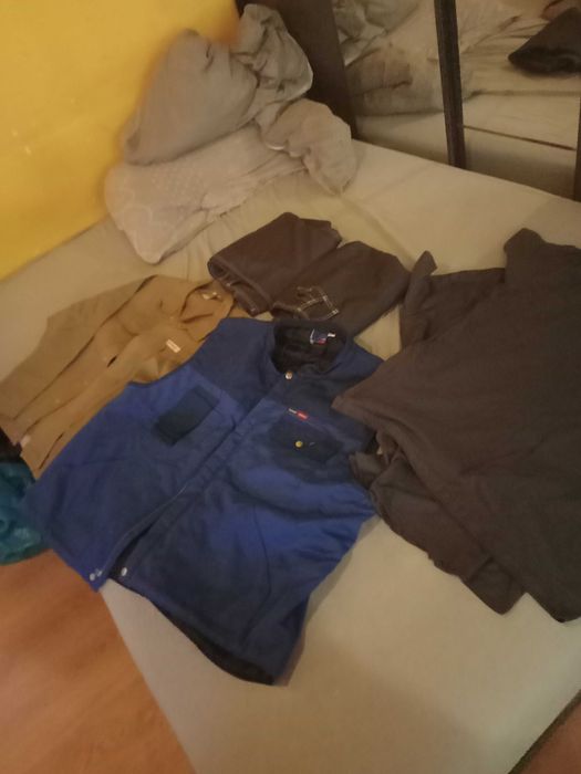 Ubrania robocze, zestaw, nowe, kurtka, 2 x T shirt, kamizelka, spodnie