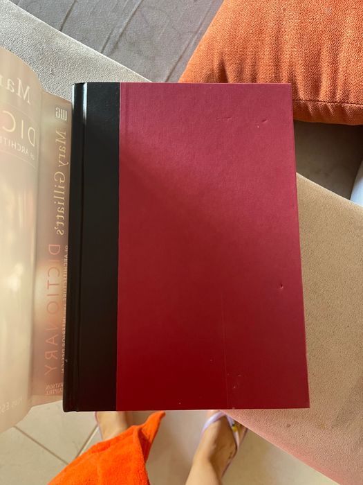 Dicionário / dictionary of architecture and interior design