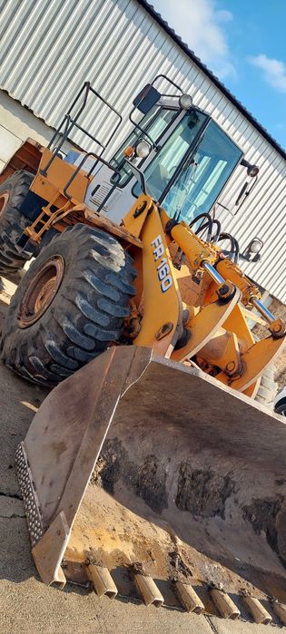 Fadroma Ładowarka czołowa