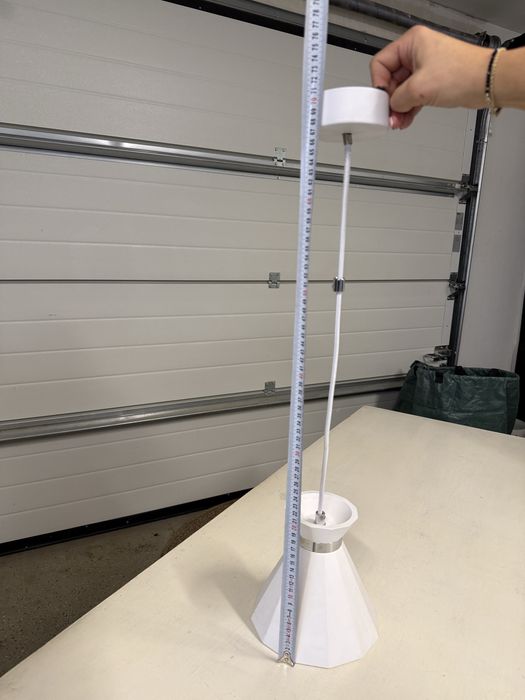 Lampa wisząca gipsowa biała – nowoczesny design, elegancka prostota