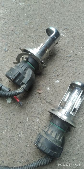 Бі ксенон з лампочками