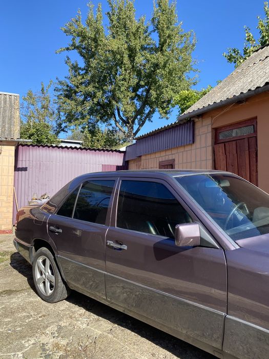 Продам мерс w124 2.3 бензин