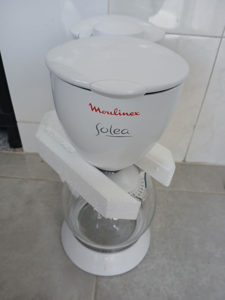 Máquina café filtro Moulinex 1,25L