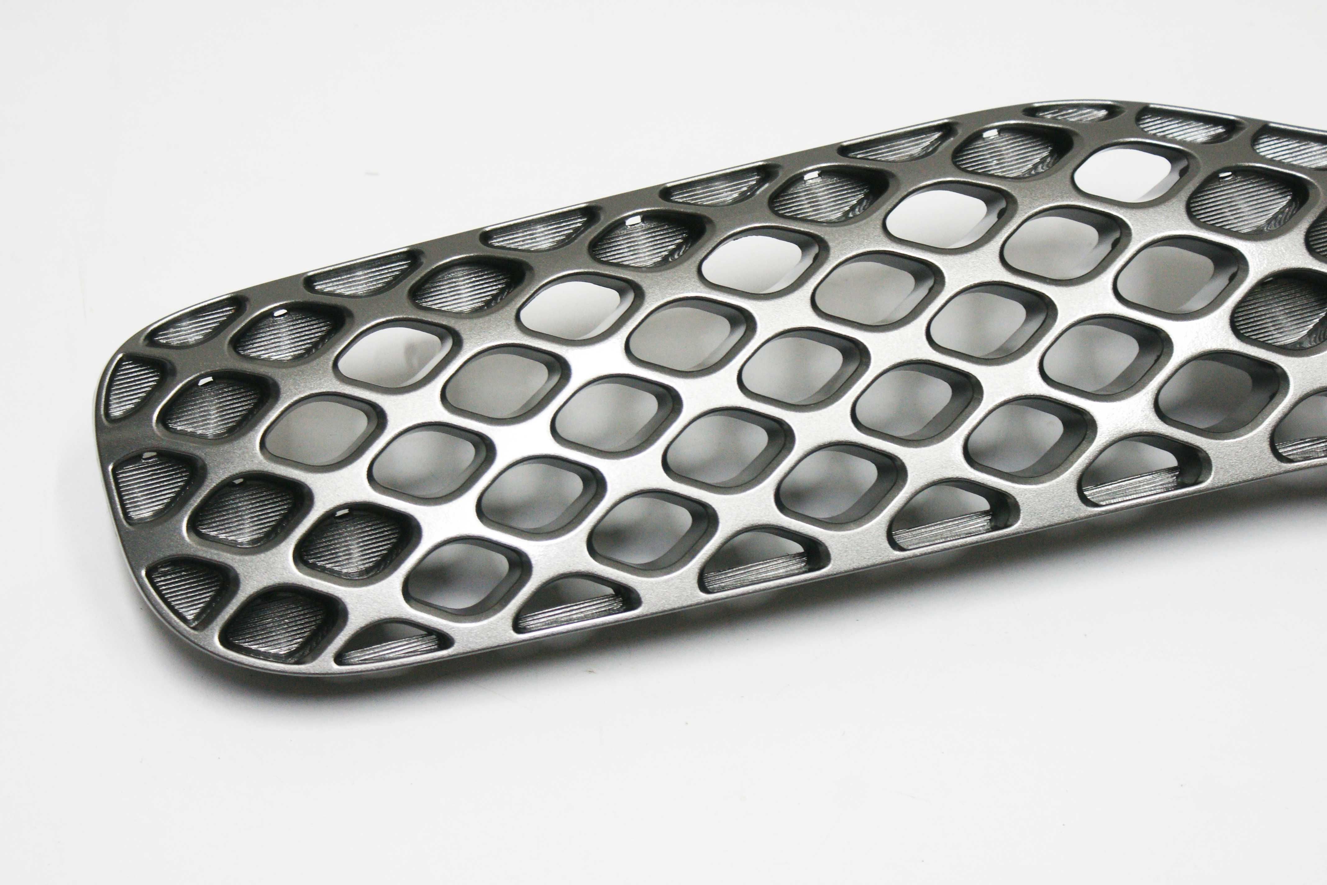 Grill atrapa chłodnicy OE Toyota YARIS 1 P1 NOWA oryginalna
