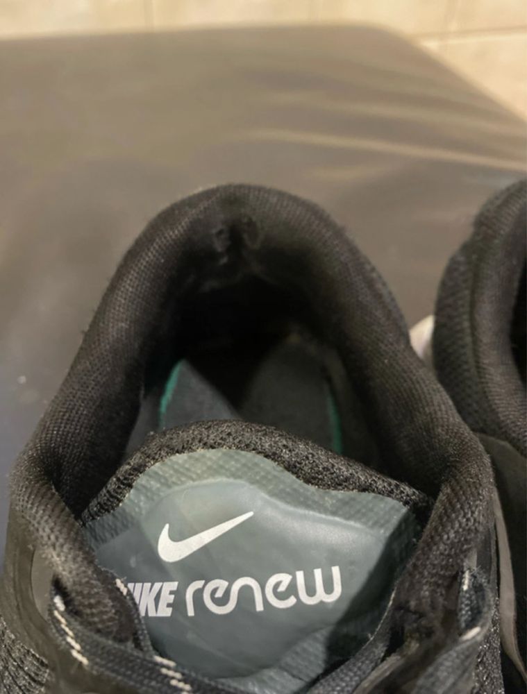 Sapatilhas Nike Renew