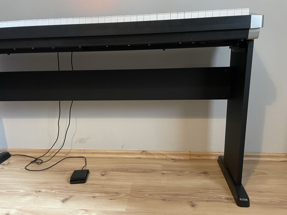 Pianino cyfrowe na statywie Casio CDP-230R kompaktowe gabinetowe 88