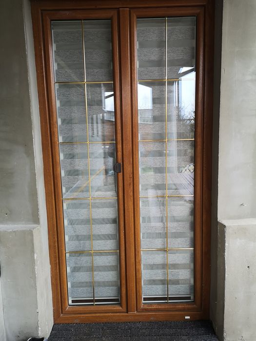 Drzwi tarasowe lub balkonowe dwuskrzydłowe