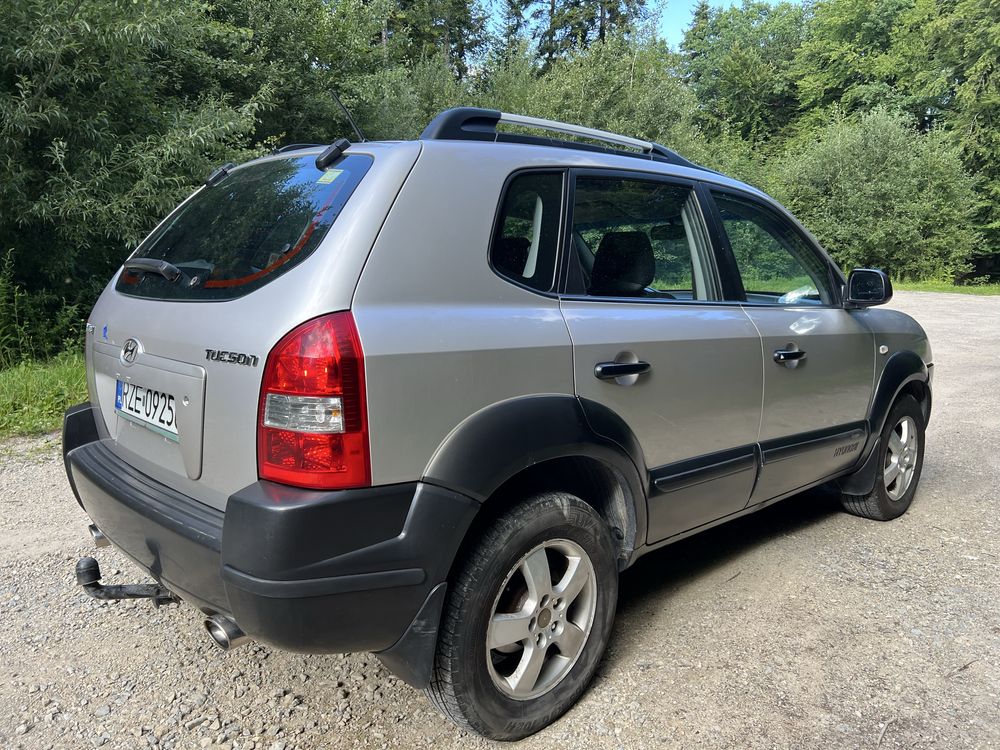 SUV Hyundai Tucson 2.0 benzyna + LPG 2005