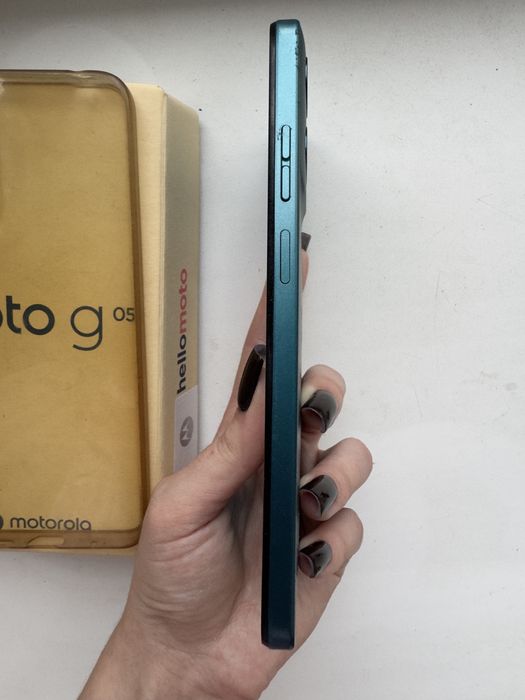 Телефон moto G 05