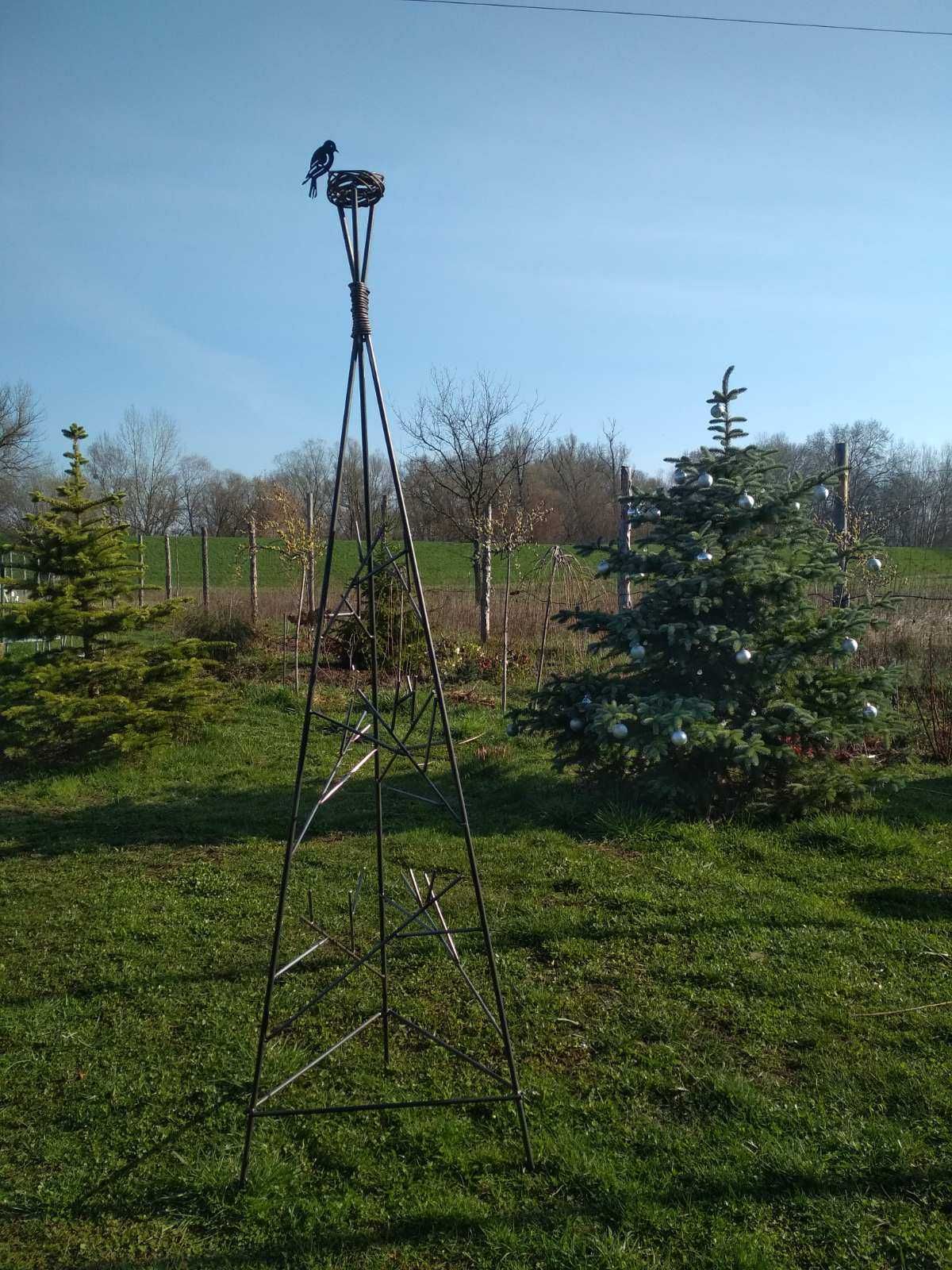 Ogrodowa podpora do pnączy ogrodowych, tarasowych, ( powojnik, róża ).