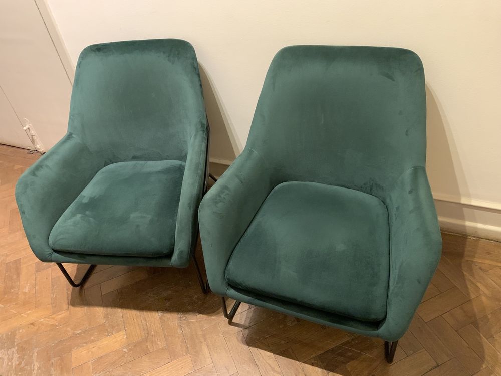 2 Poltronas em Veludo Verde