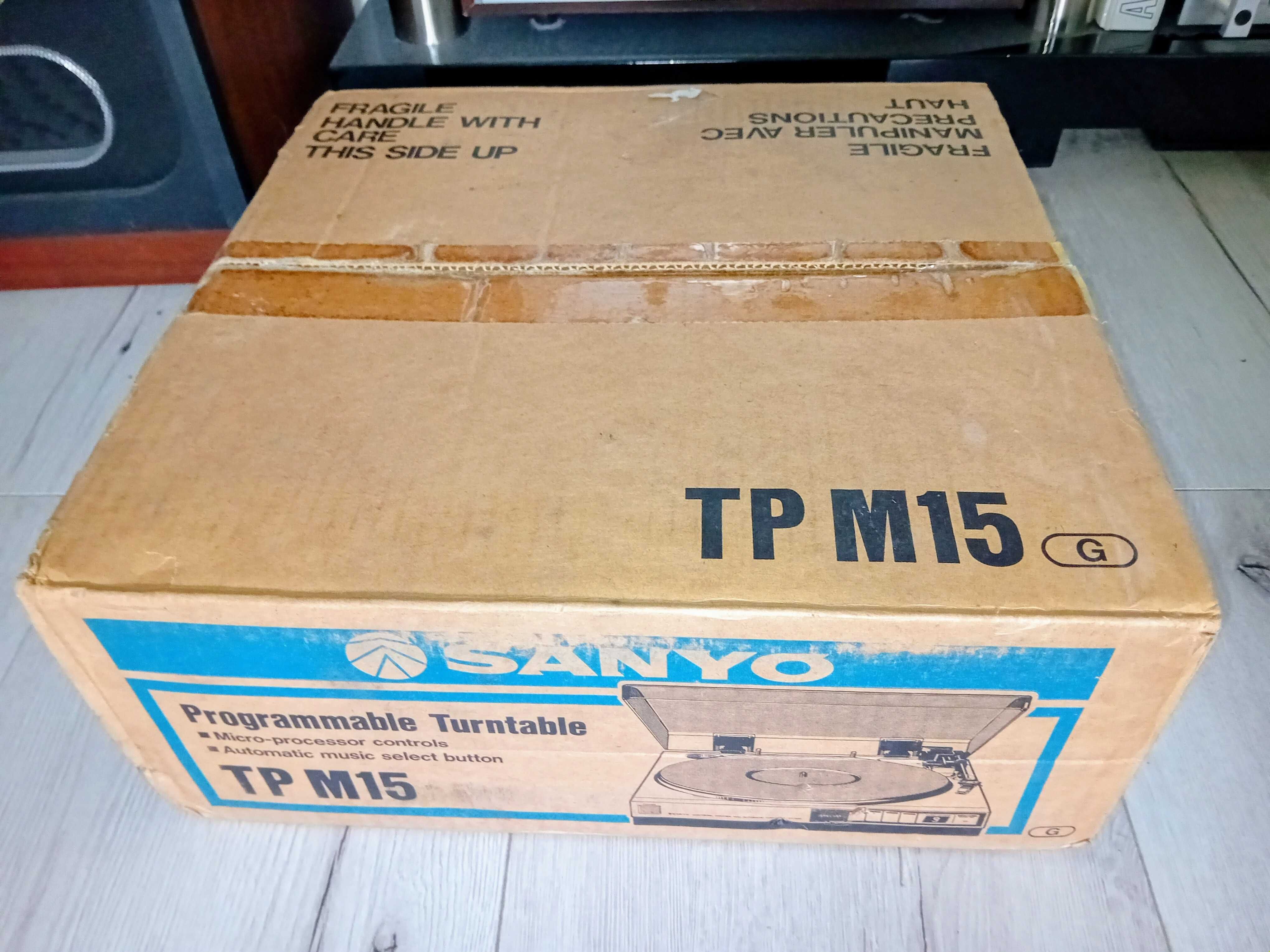 Gramofon Sanyo TP M15