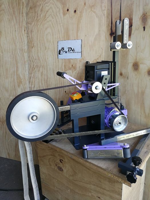 Belt Grinder / Lixadeira de Cinta / Sander / Cutelaria