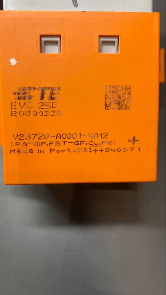 Контактори audi etron  v23720-a0001-x012 / v23720-a0001-x009