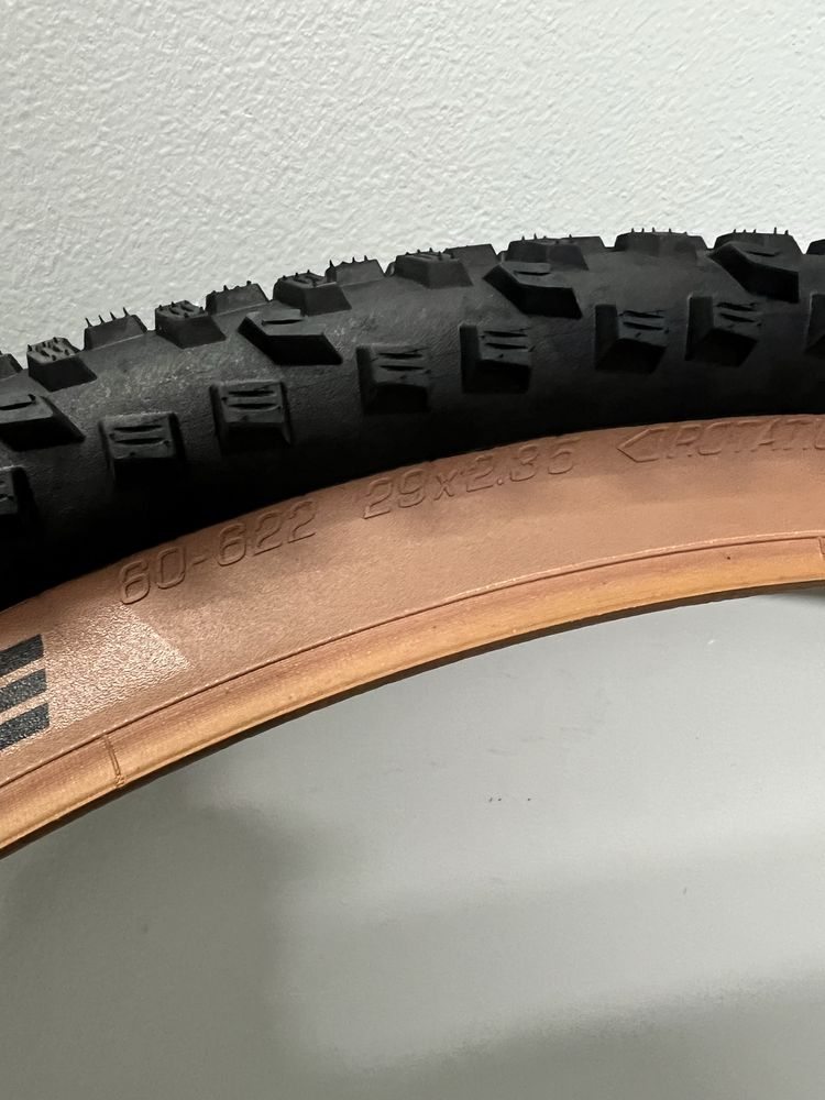 Zestaw 2 sztu opon Schwalbe SMART SAM 29 x 2.35 60 - 622 Brąz