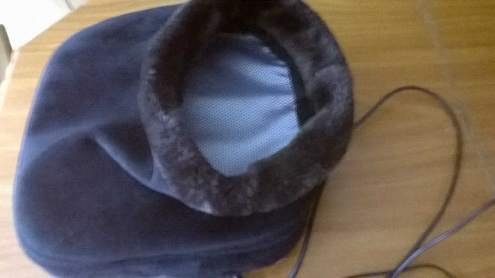 Masażer - ogrzewacz but