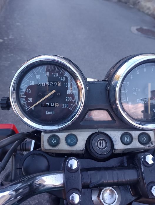 Kawasaki Modelo ER5
