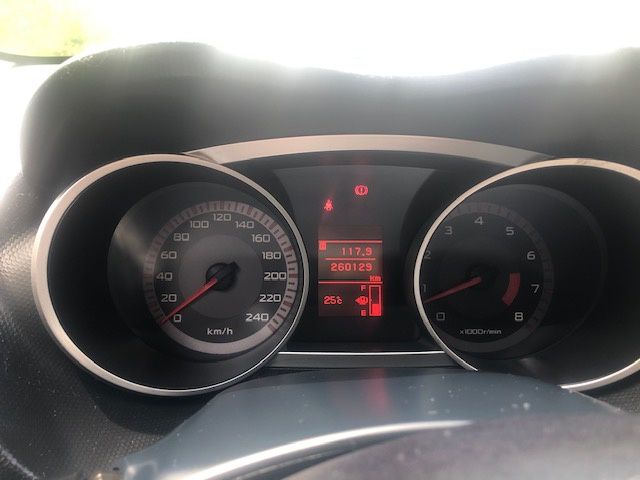 Mitsubishi Outlander 2,4 + LPG Vialle