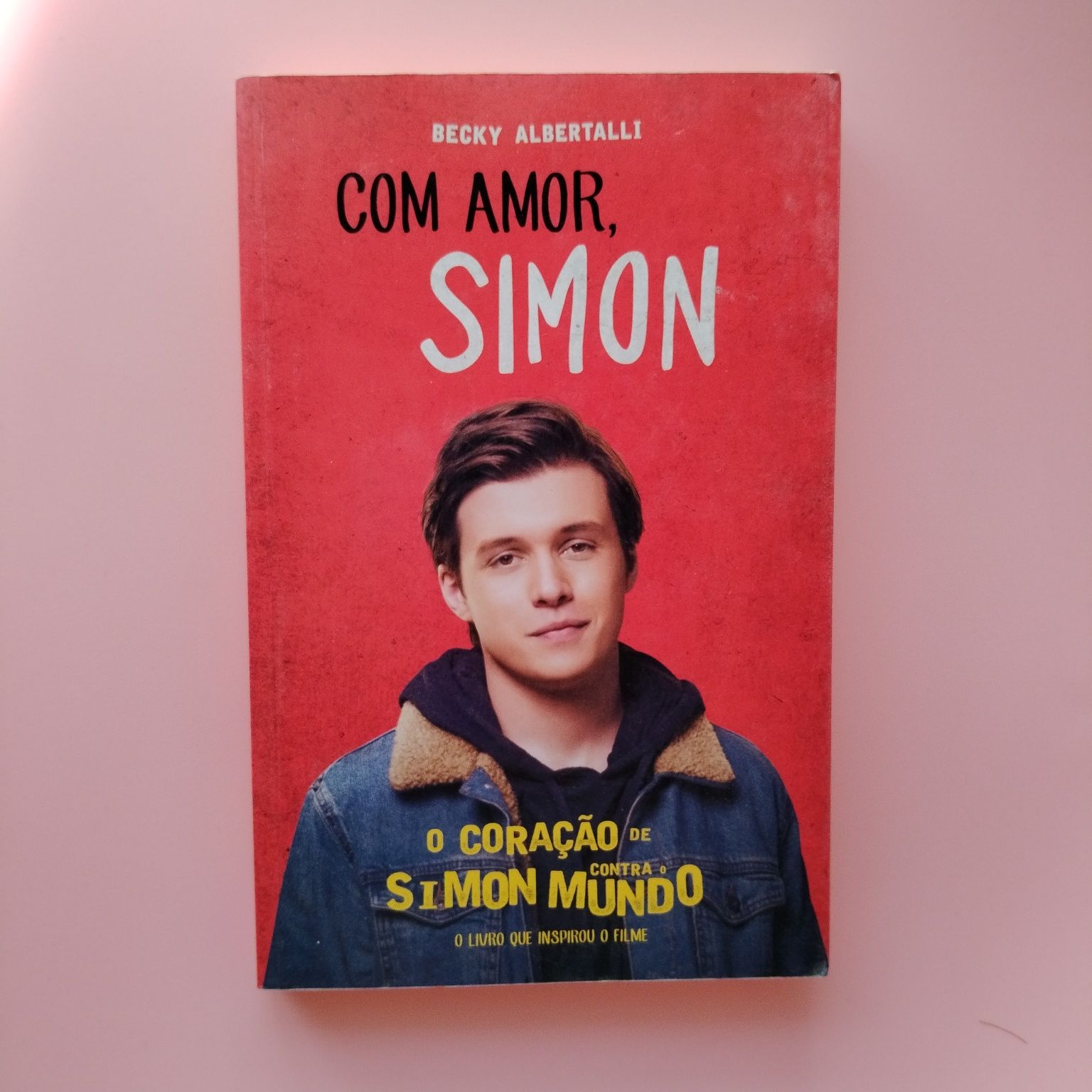 Livro "Com Amor, Simon"