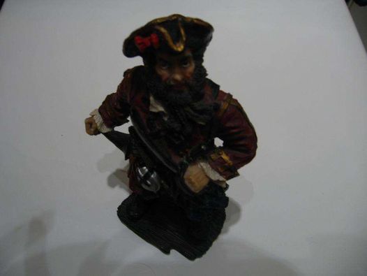 Figurka Pirat nowa.