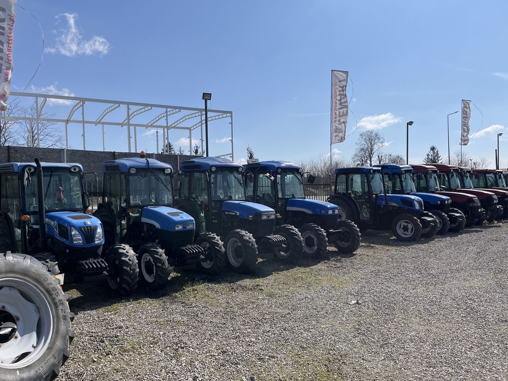 New Holland sadowniczy uszkodzony