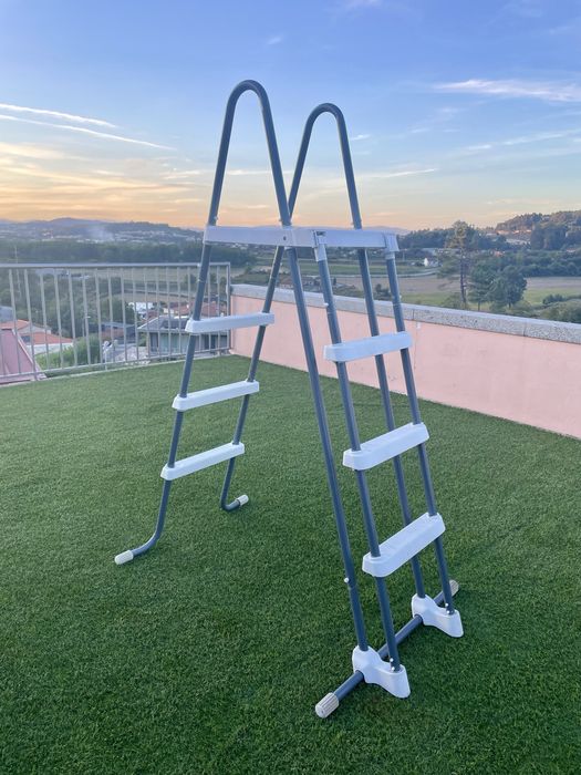 Escada para piscina
