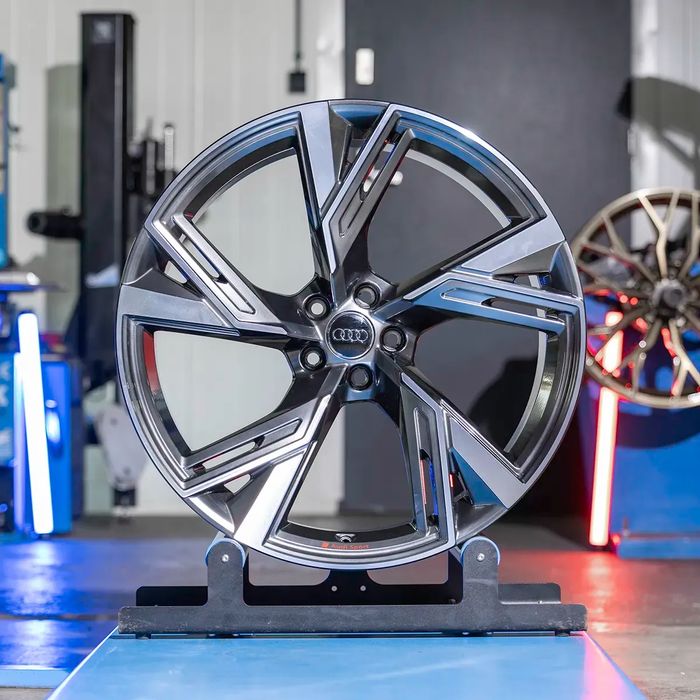 Oryginalne Felgi Audi 22 RS6 RS7 A8 Q5 Q7 Q8 SQ8