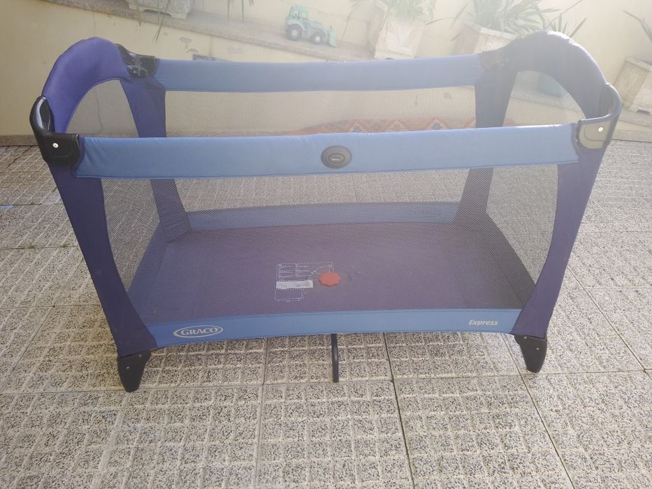 Cama de viagem para bebé