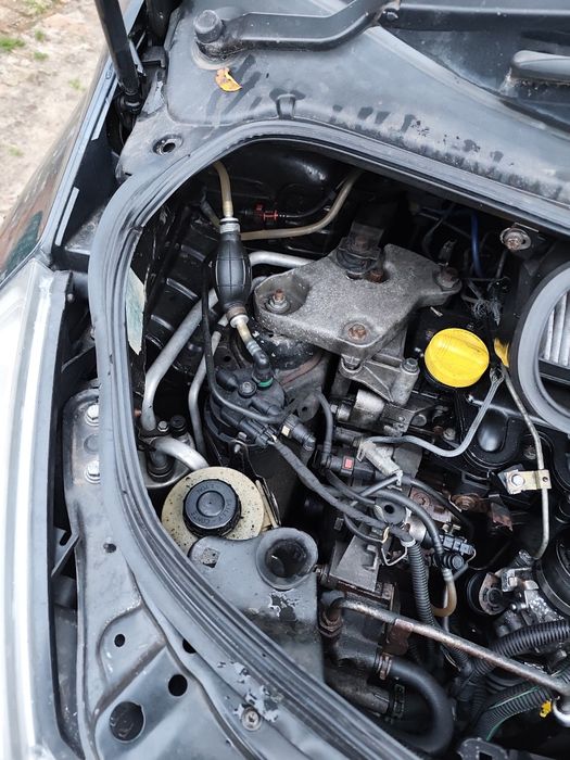 Renault Espace-4  під римонт або запчастч