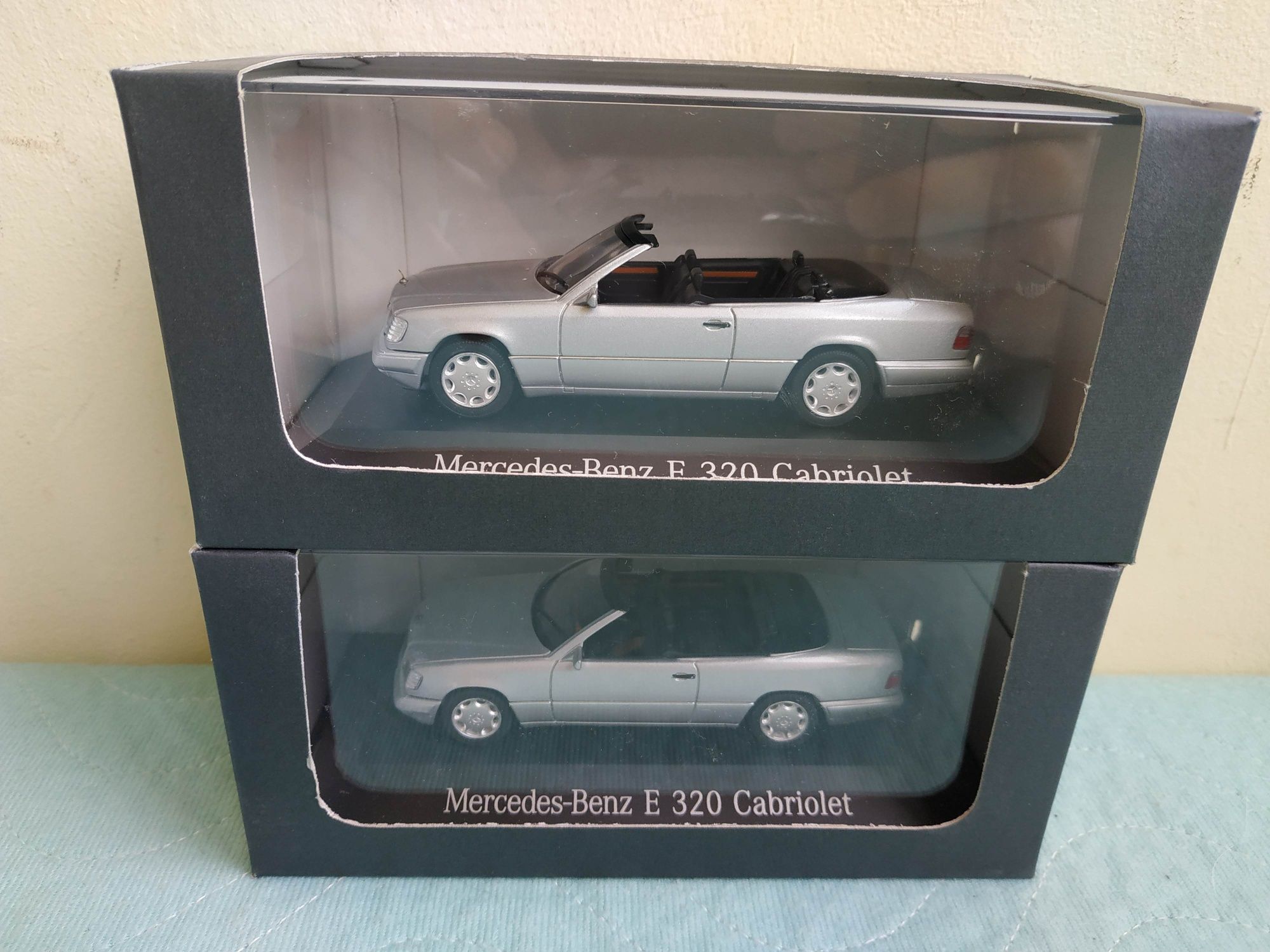 Масштабная модель 1:43 автомобиля Mercedes-benz E320 cabriolet. Herpa.