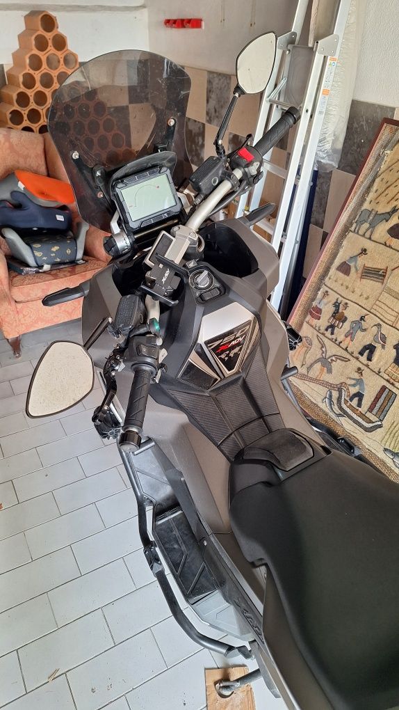 Honda Xadv 2018 muitos extras