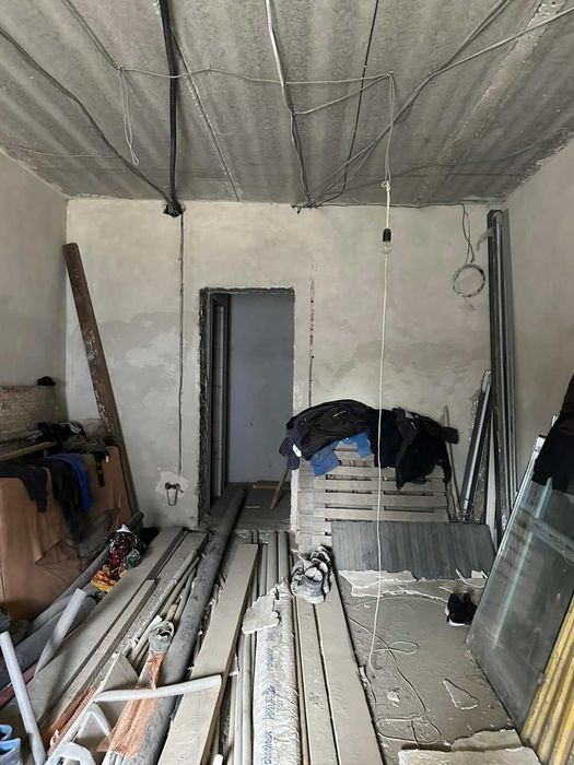 Фасадне приміщення по вул. Церковній