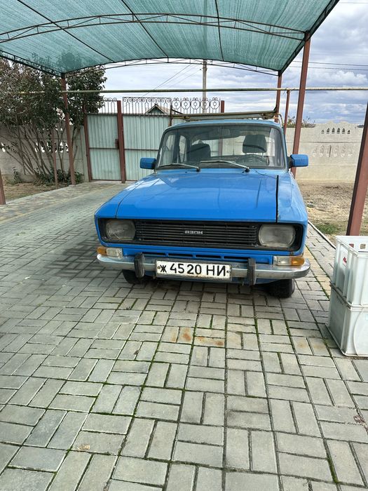 АЗЛК Москвич 2140