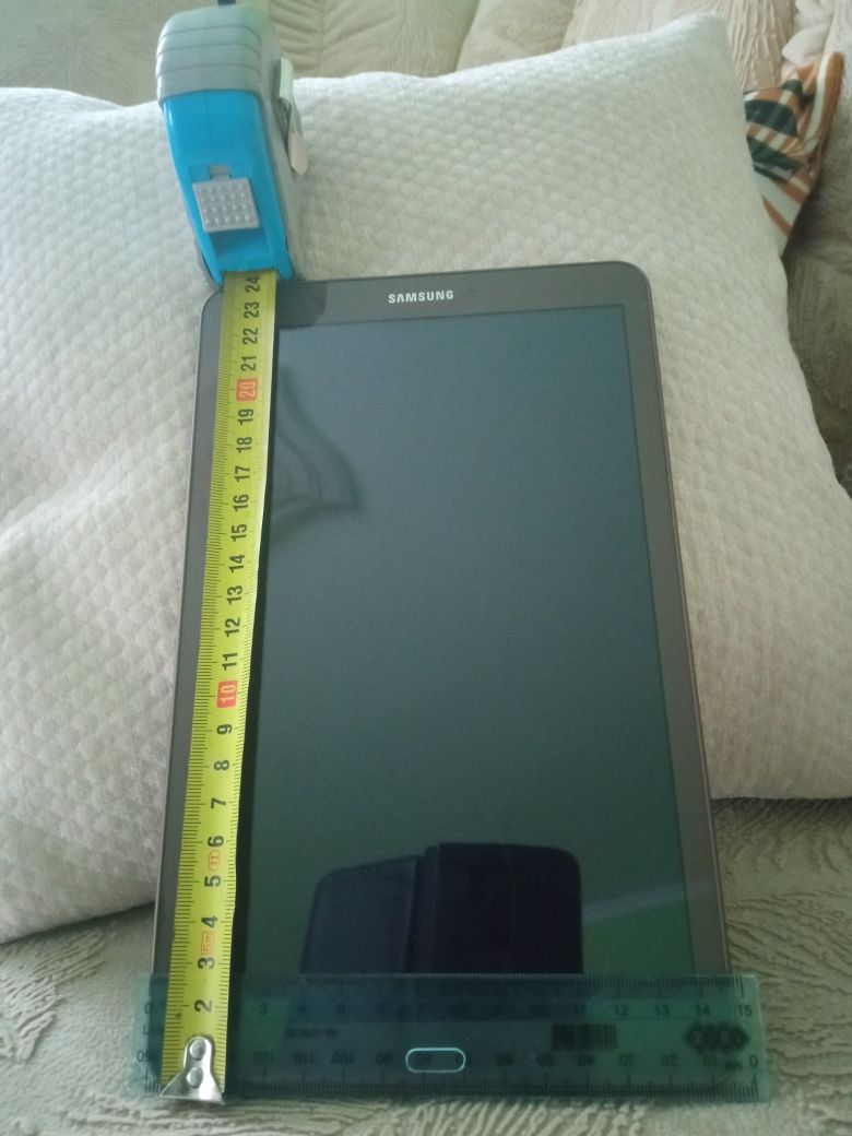 Планшет samsung gelaxe tab E