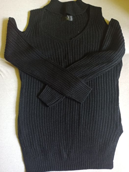 Sweter damski ciepły czarny